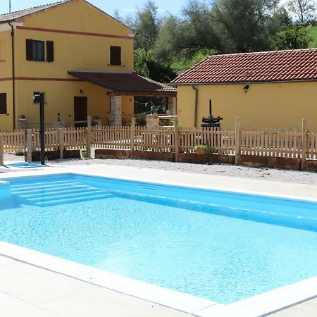 Agriturismo Fattoria Del Colle Iesi Ngoại thất bức ảnh