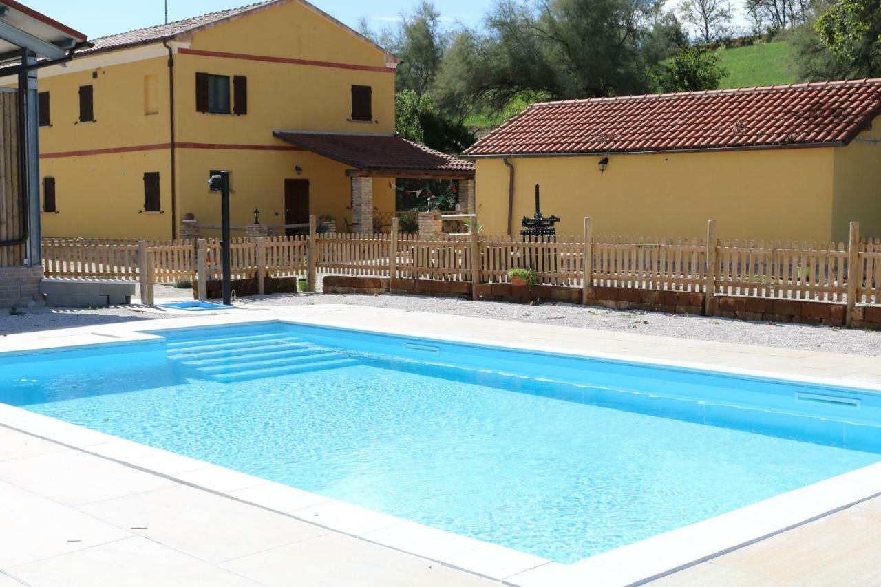 Agriturismo Fattoria Del Colle Iesi Ngoại thất bức ảnh
