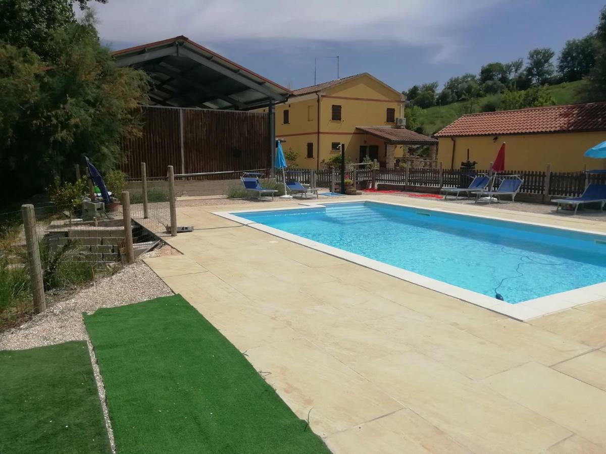 Agriturismo Fattoria Del Colle Iesi Ngoại thất bức ảnh
