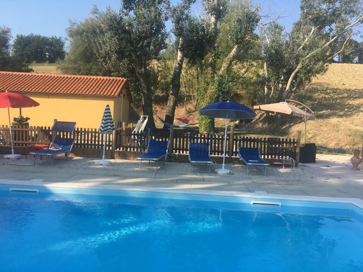 Agriturismo Fattoria Del Colle Iesi Ngoại thất bức ảnh