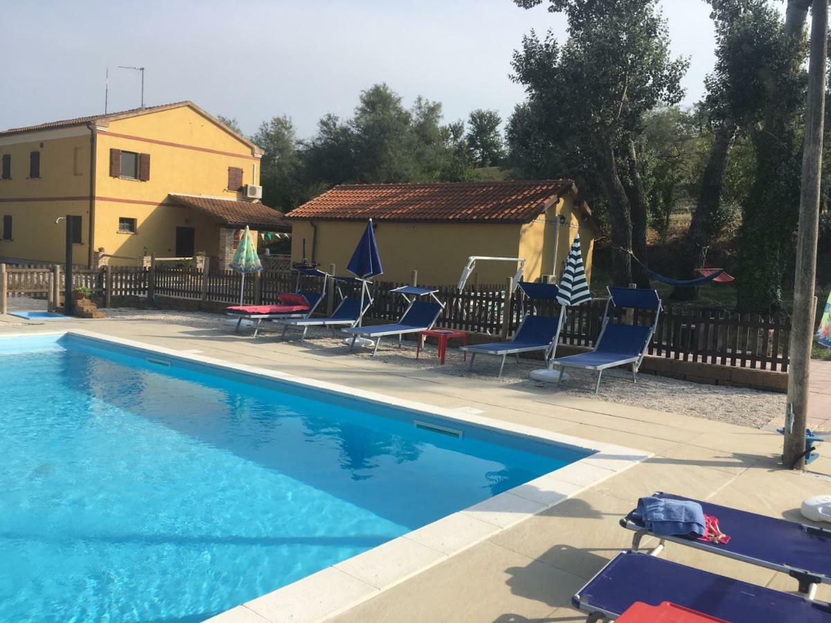 Agriturismo Fattoria Del Colle Iesi Ngoại thất bức ảnh